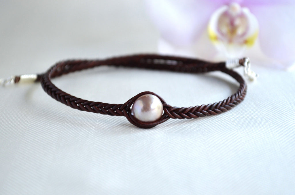 Edison Pearl Choker: Braided Leather Necklace, Light Mauve Pearl