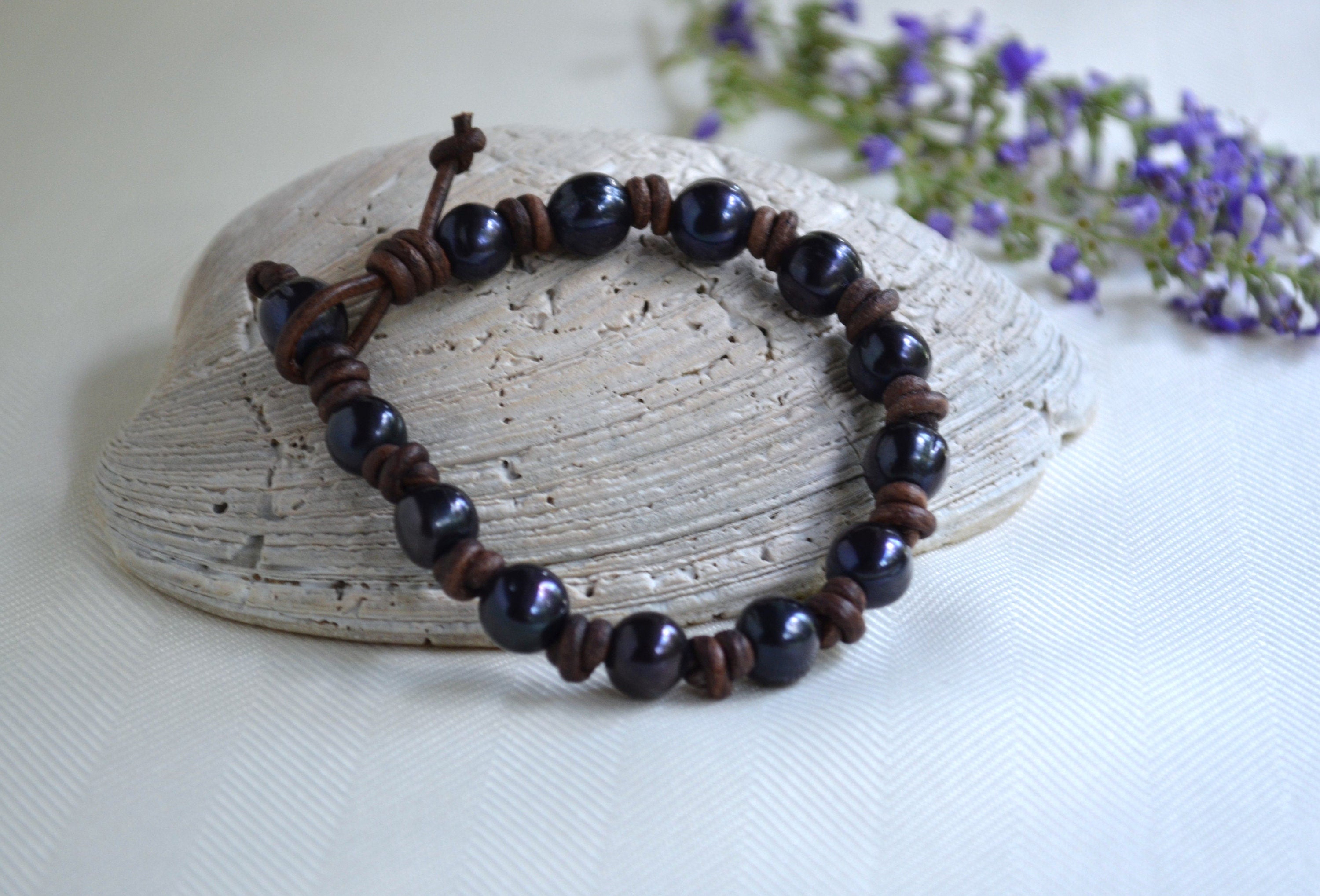 Peacock Pearl Leather Bracelet: Handmade Boho Jewelry