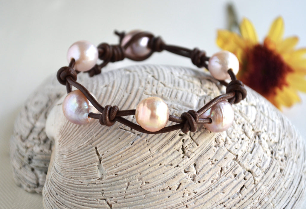 Boho Edison Pearl Bracelet: Leather & Freshwater Pearls