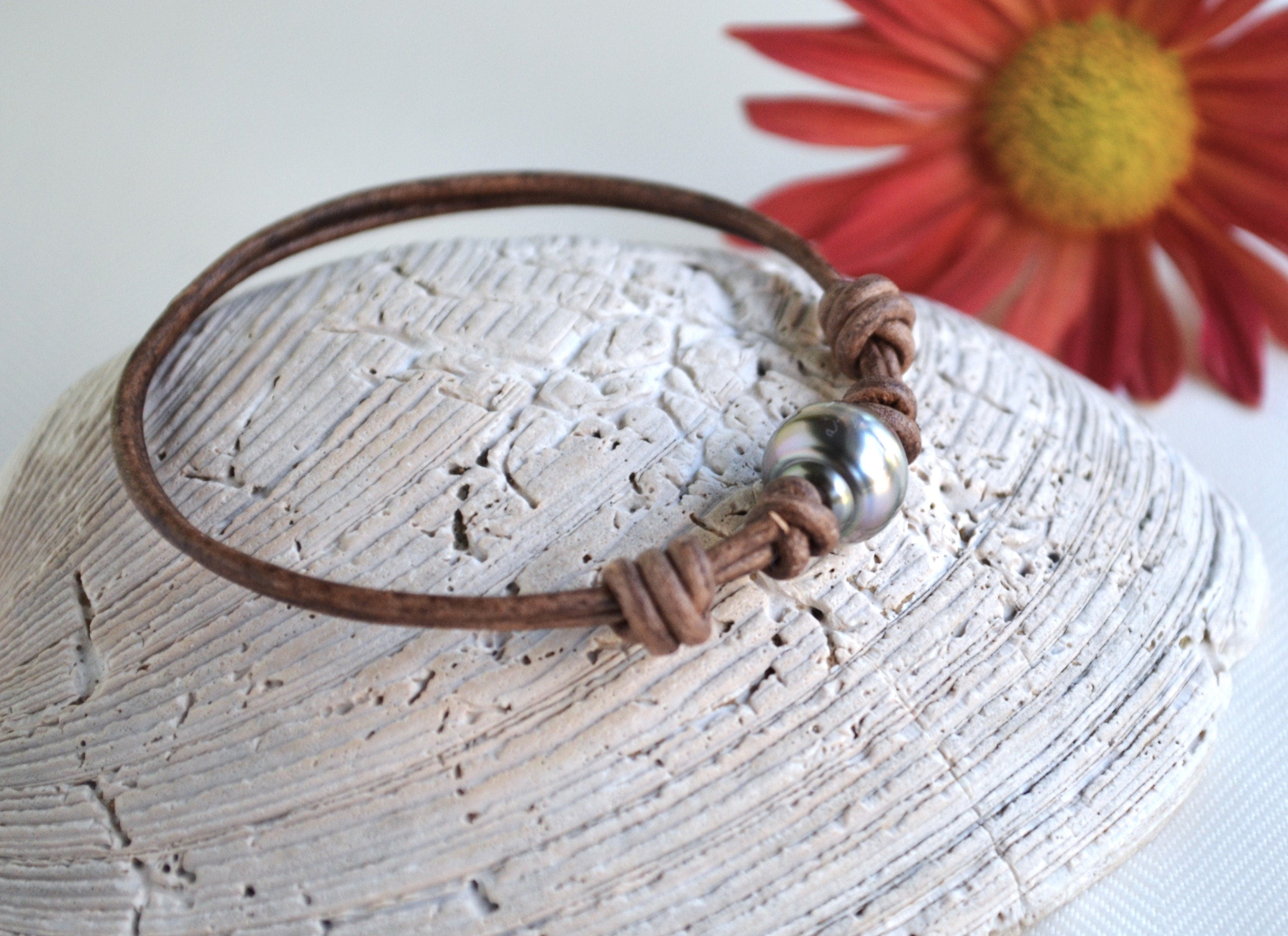 Tahitian Pearl Bracelet: Unisex Brown Leather, Adjustable Length