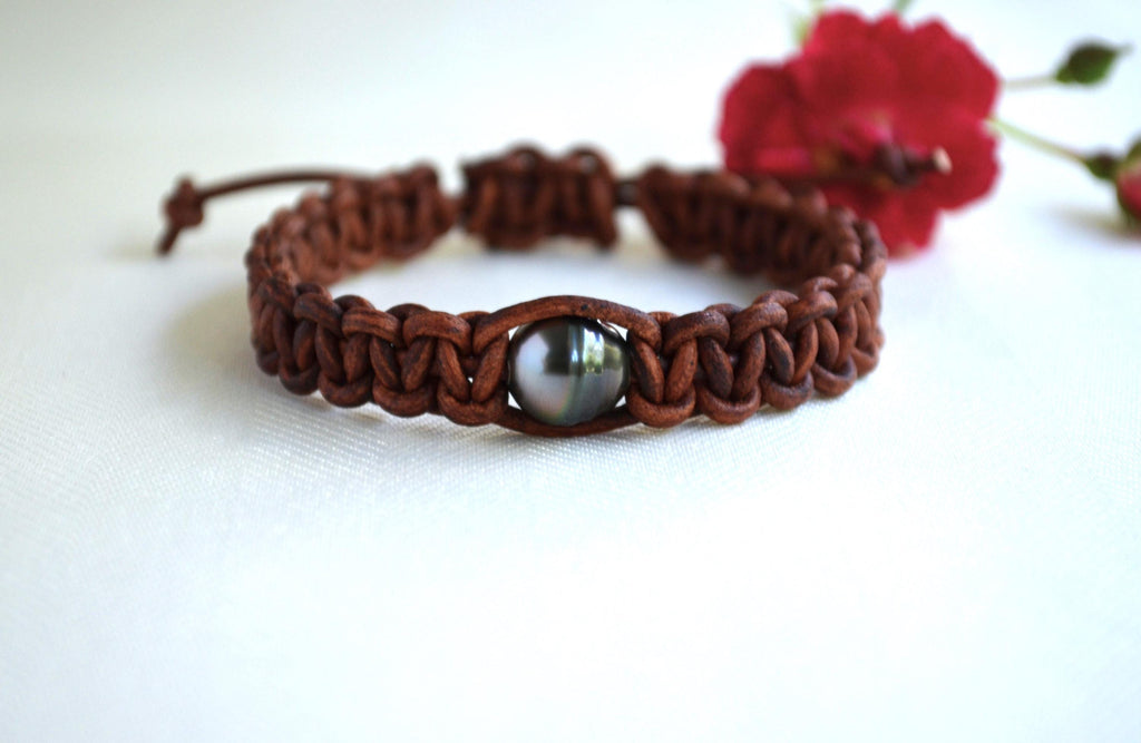 Tahitian Black Pearl Bracelet, Brown Distressed Leather, Adjustable