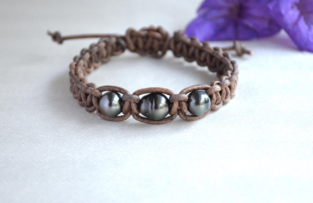 Tahitian Pearl Bracelet: Adjustable Brown Leather, Handmade Jewelry