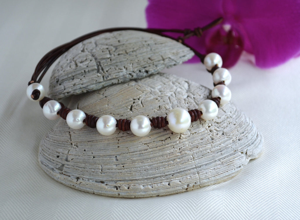 Knotted Pearl Leather Necklace: Boho Freshwater Pearl Jewelry Gift for Her
