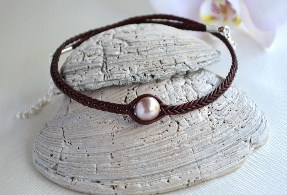 Edison Pearl Choker: Braided Leather Necklace, Light Mauve Pearl
