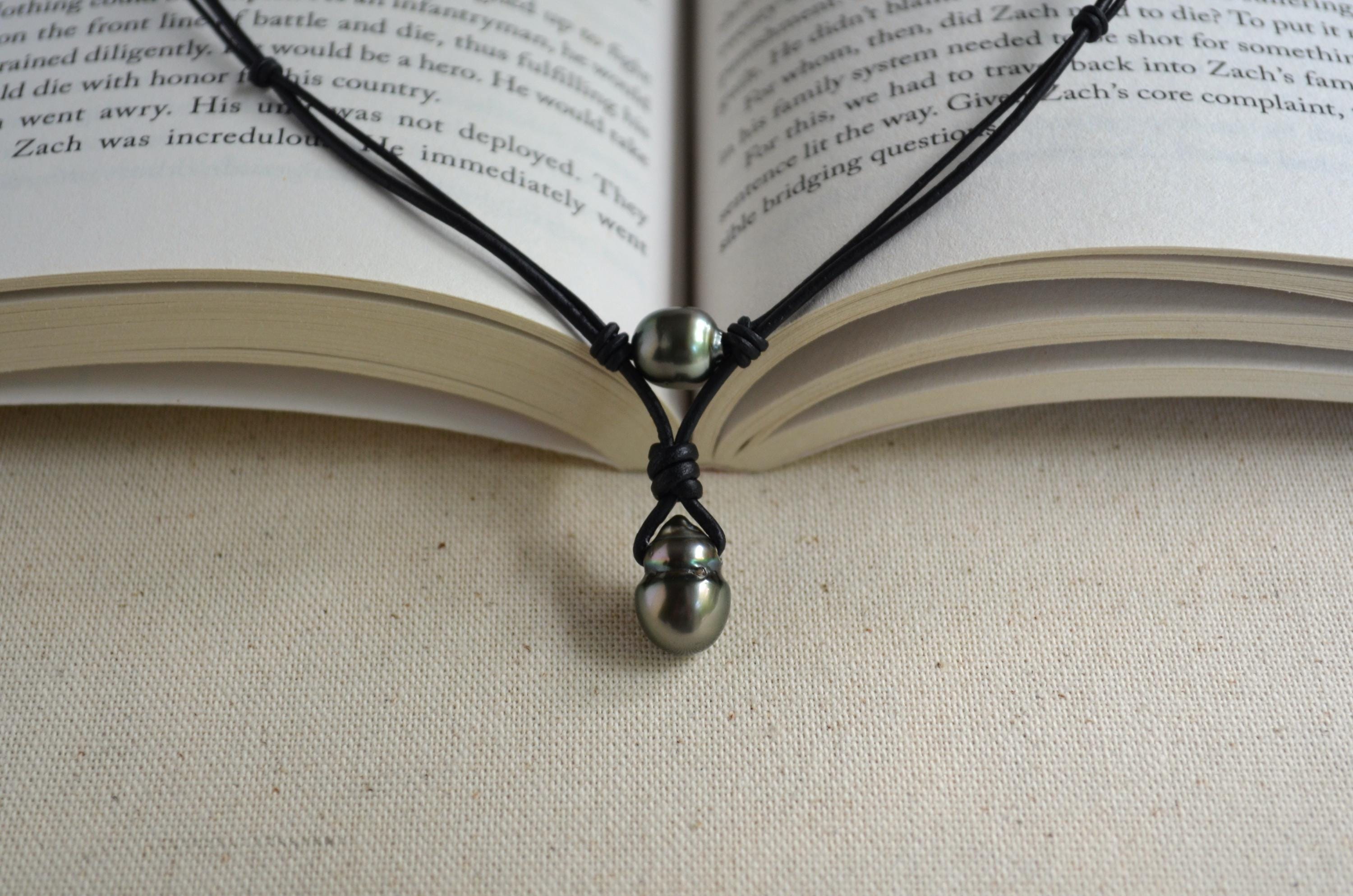Genuine Tahitian Pearl Leather Necklace: Modern Minimalist Pendant Jewelry