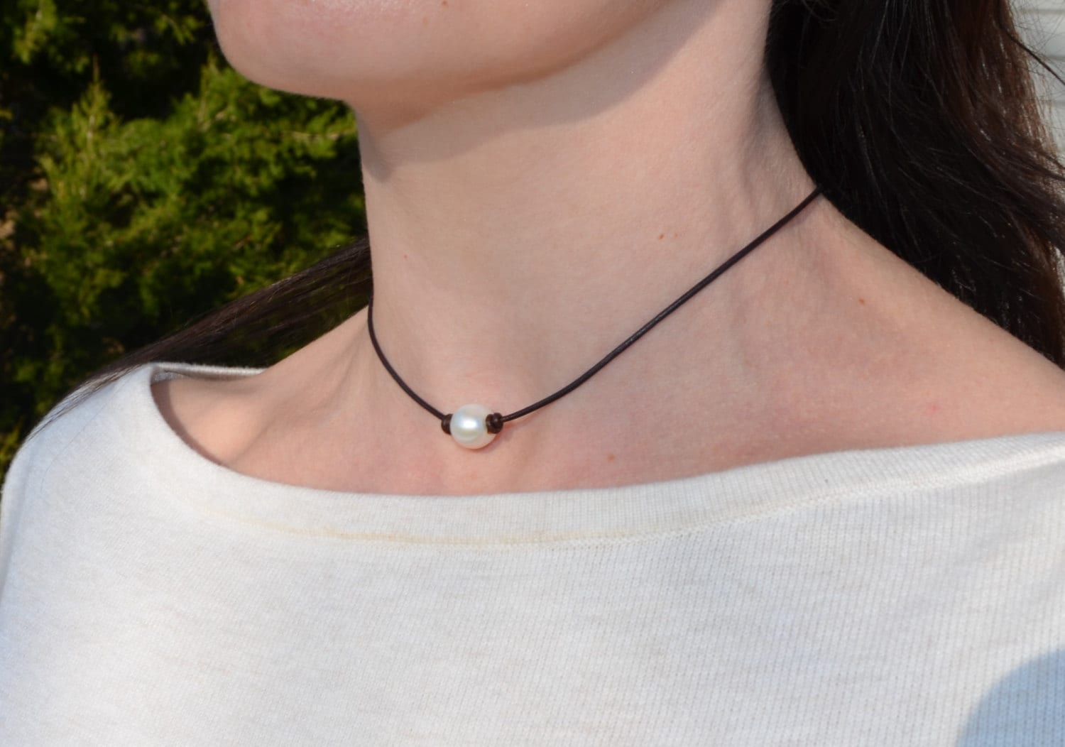 Handmade Pearl Leather Choker: Boho Beach Necklace