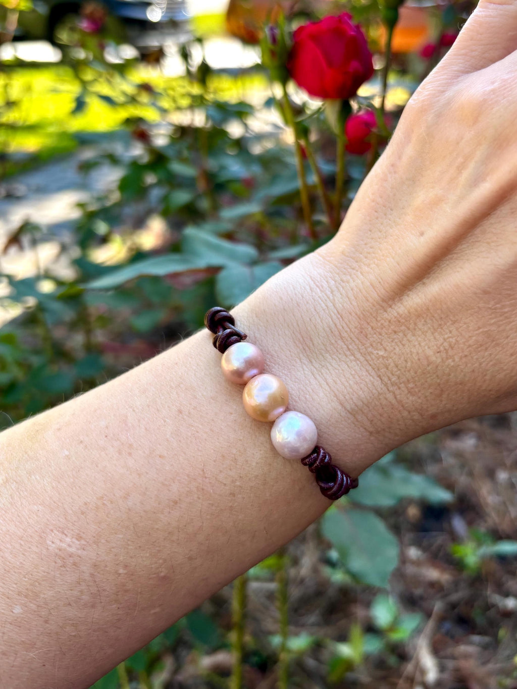 Triple Edison Pearl Leather Bracelet, Adjustable Greek Leather Cord, 11–12mm Real Freshwater Pearls, Multi Tone Minimalist Jewelry Gift