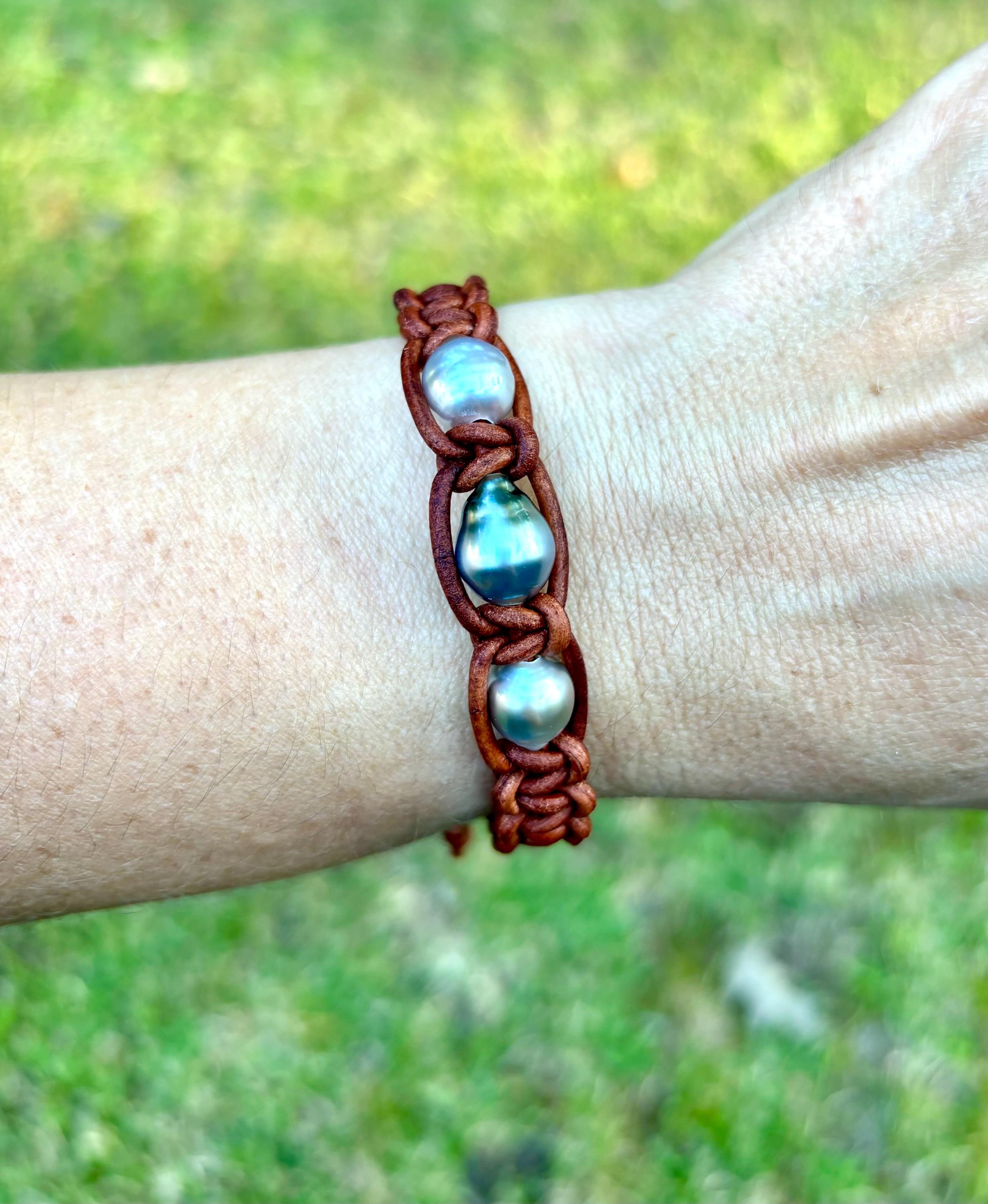 Tahitian Pearl Bracelet: Brown Leather Adjustable Bracelet Unisex