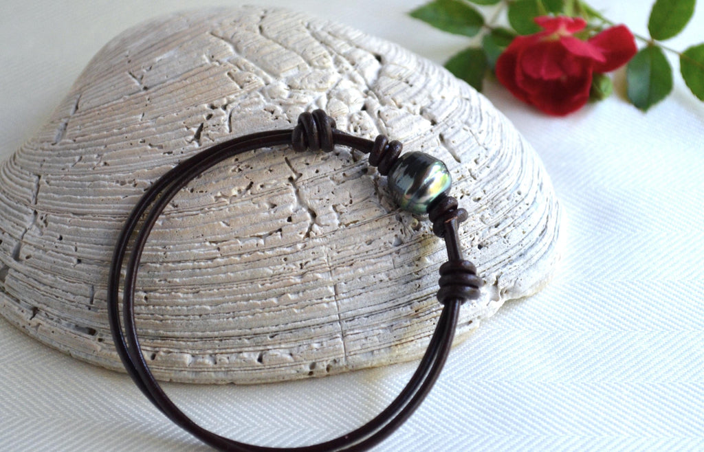 Tahitian Pearl Bracelet: Brown Greek Leather Adjustable Unisex Jewelry