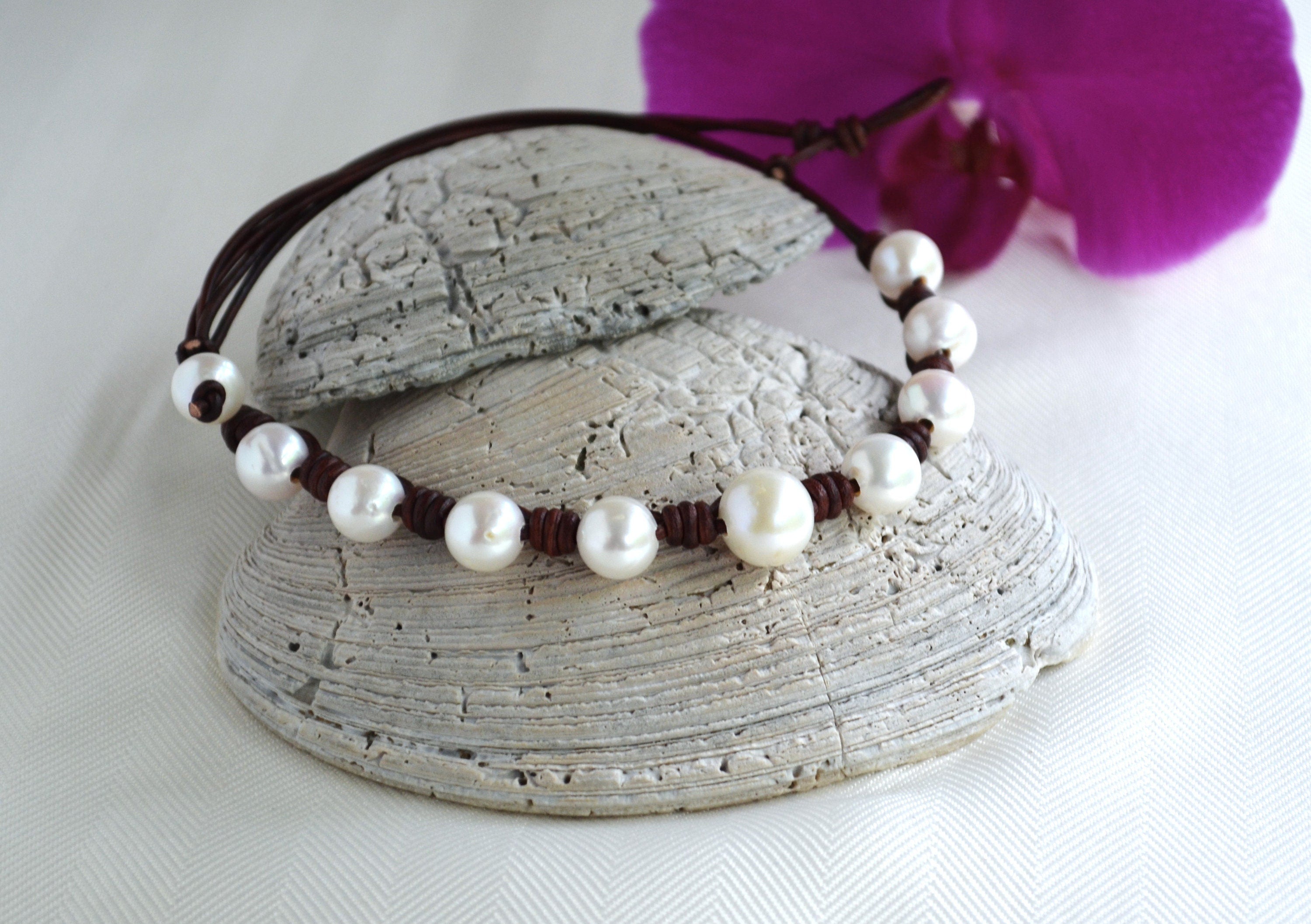 Knotted Pearl Leather Necklace: Boho Freshwater Pearl Jewelry Gift for Her