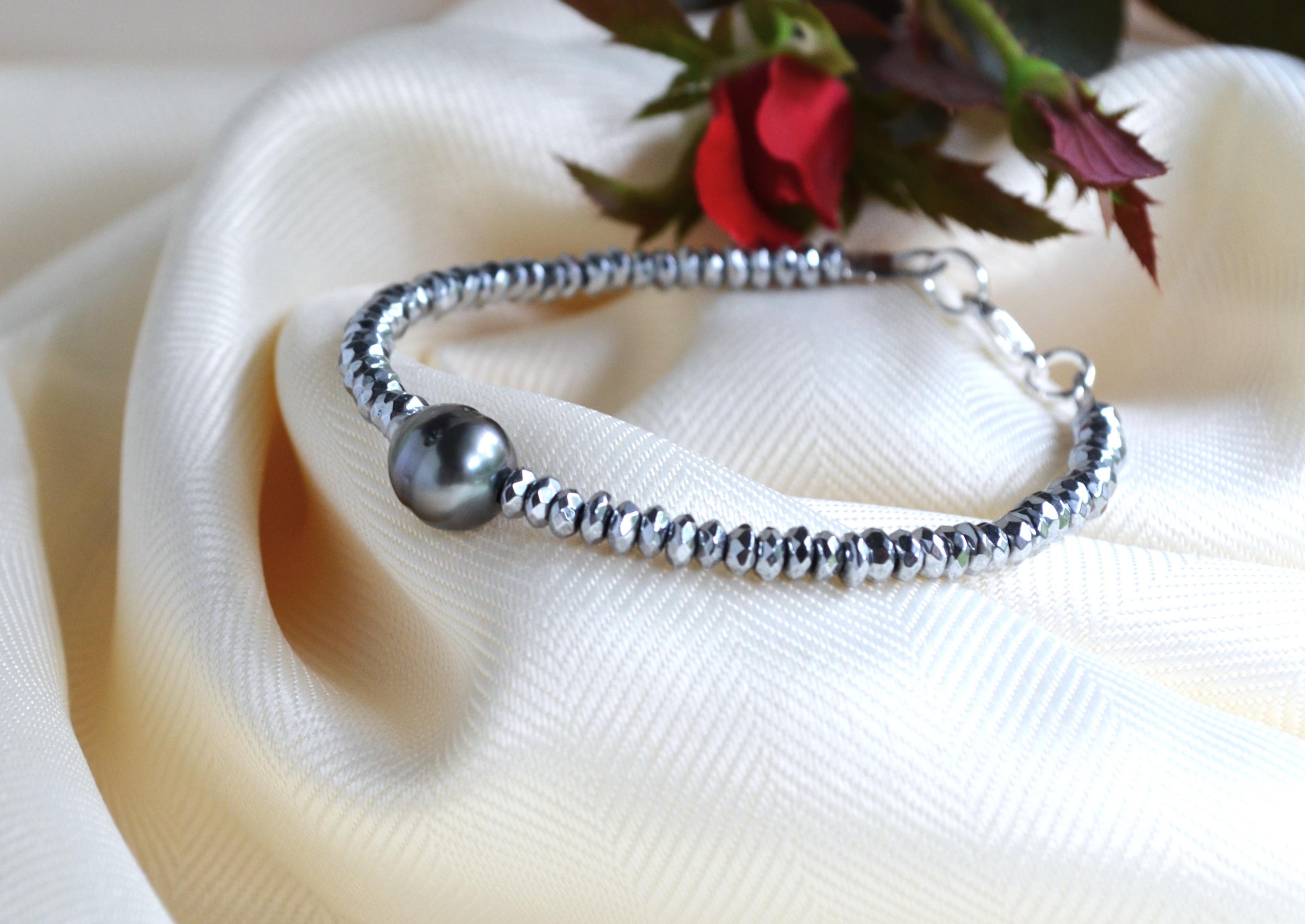 Tahitian Pearl Bracelet: Silver Hematite Beads, Cultured Saltwater Pearls