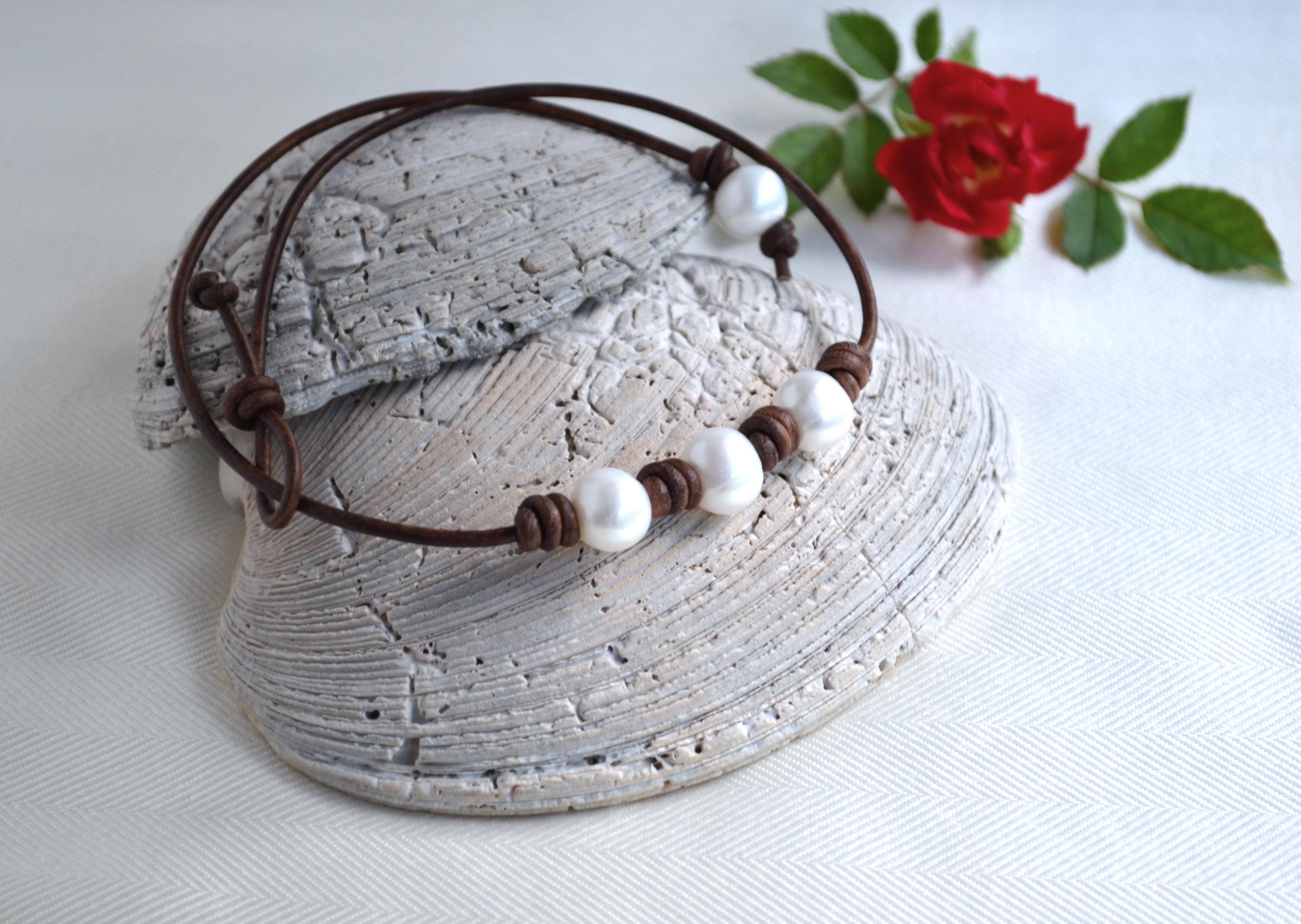 Freshwater Pearl Leather Choker: Three Wishes Necklace