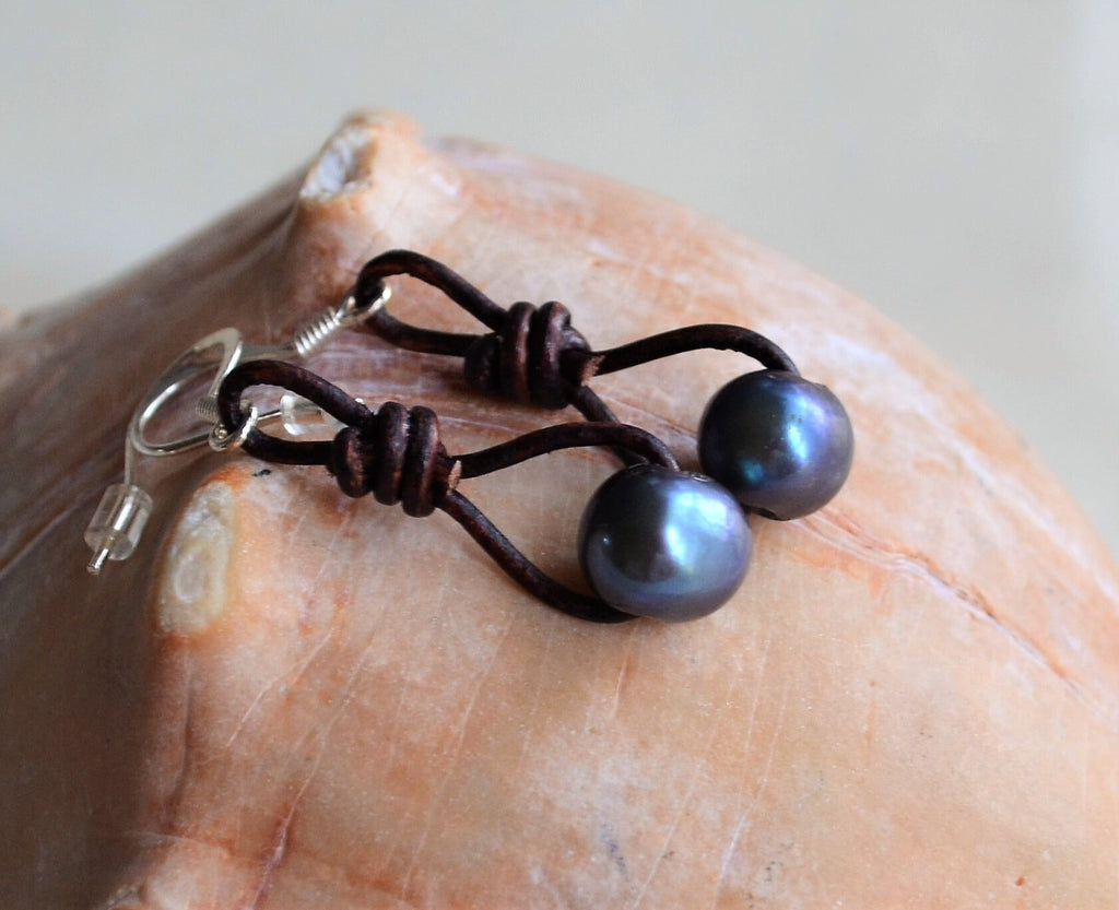 Knotted Leather Earrings: Peacock Blue Freshwater Pearls, Boho Style