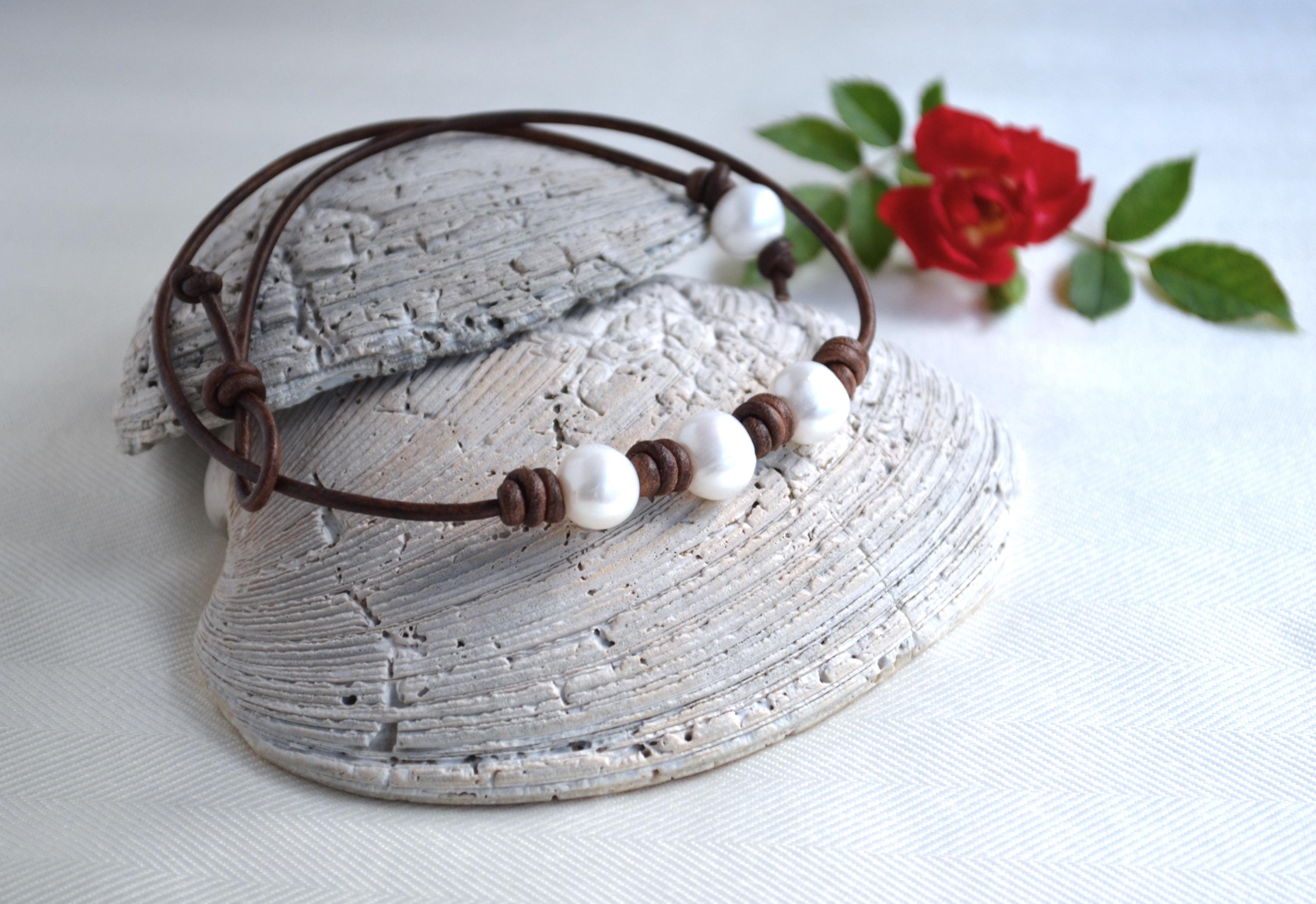 Freshwater Pearl Leather Choker: Three Wishes Necklace