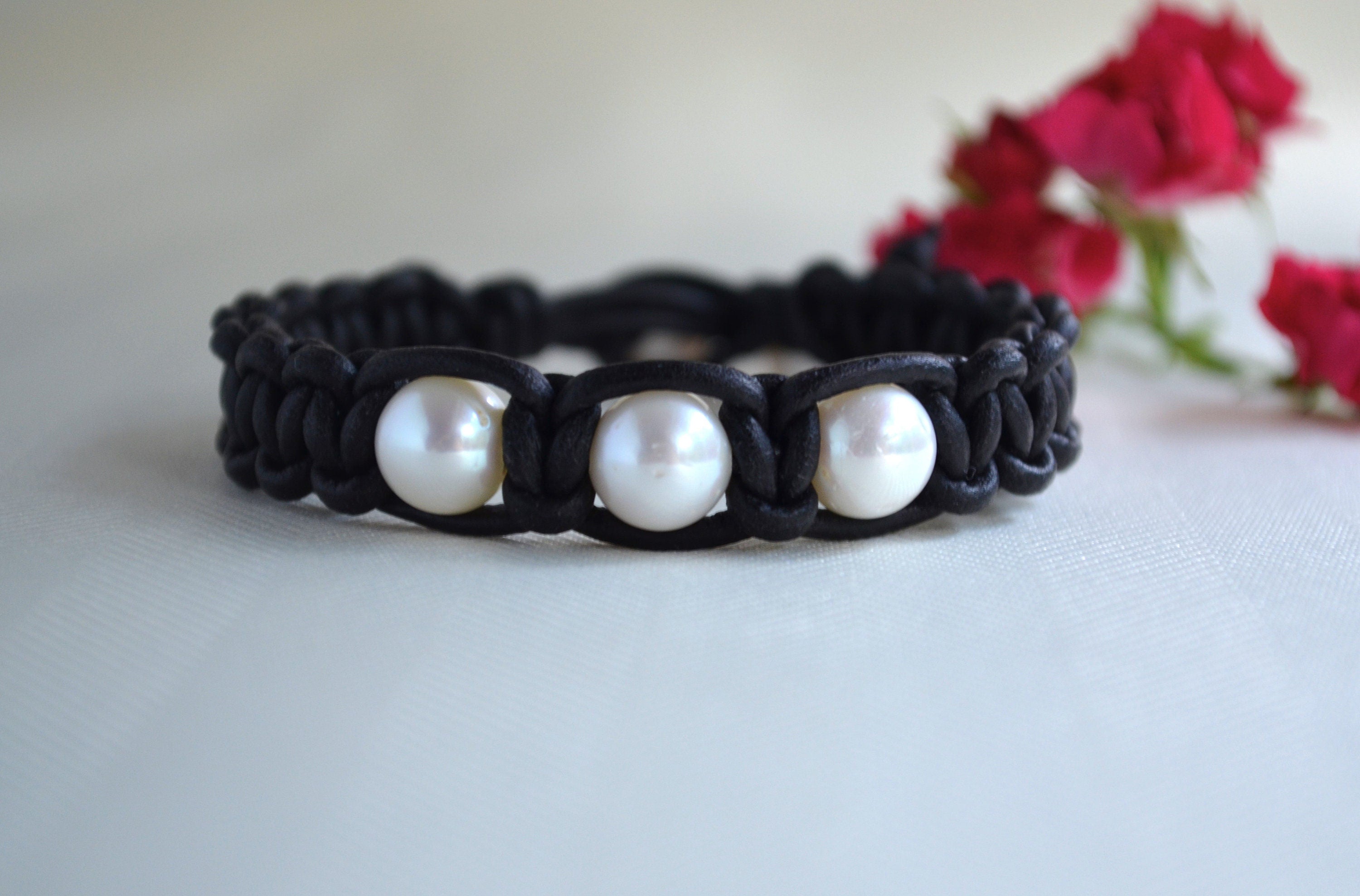 Freshwater Pearl Leather Bracelet: Three White Pearls, Bohemian Jewelry