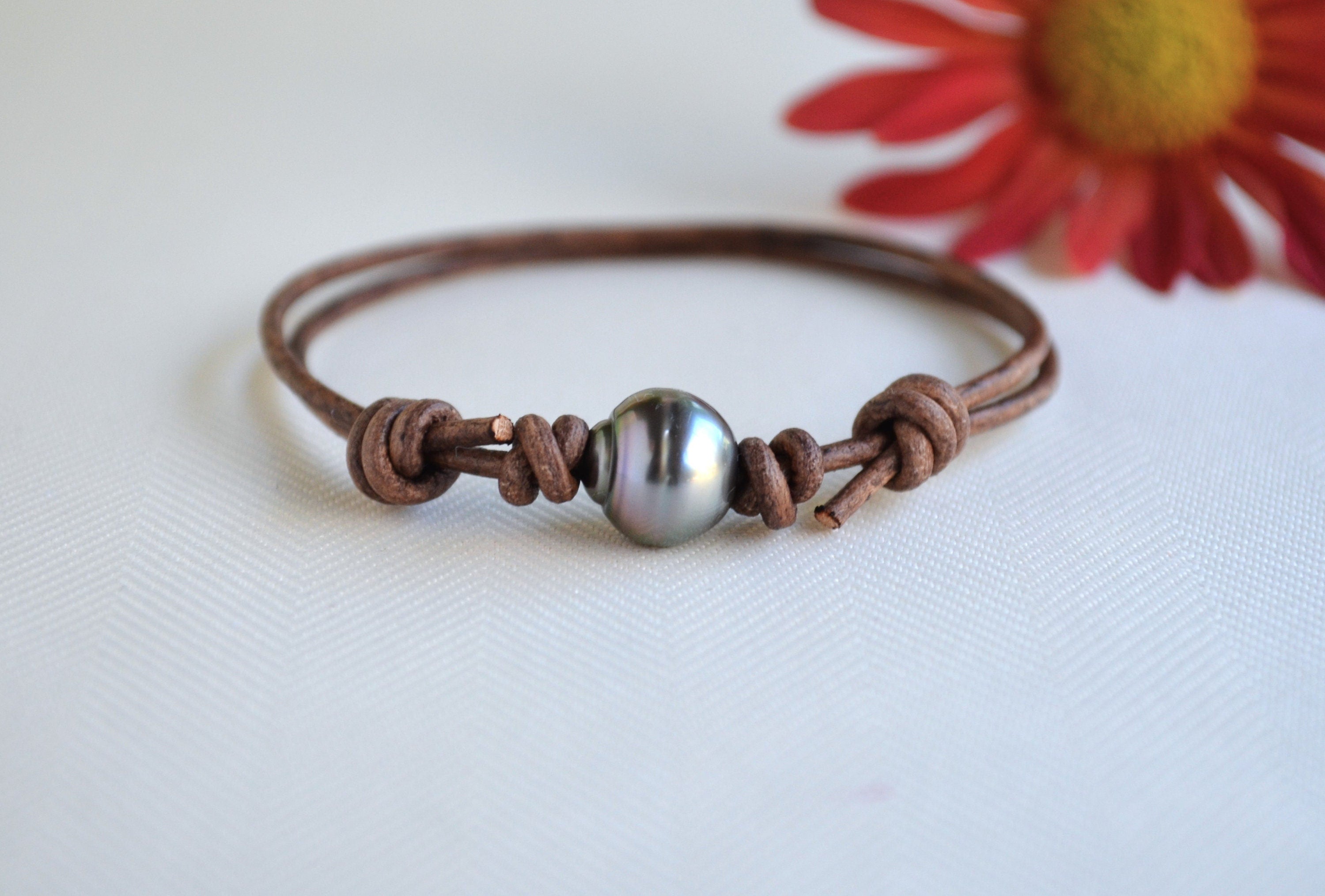 Tahitian Pearl Bracelet: Unisex Brown Leather, Adjustable Length