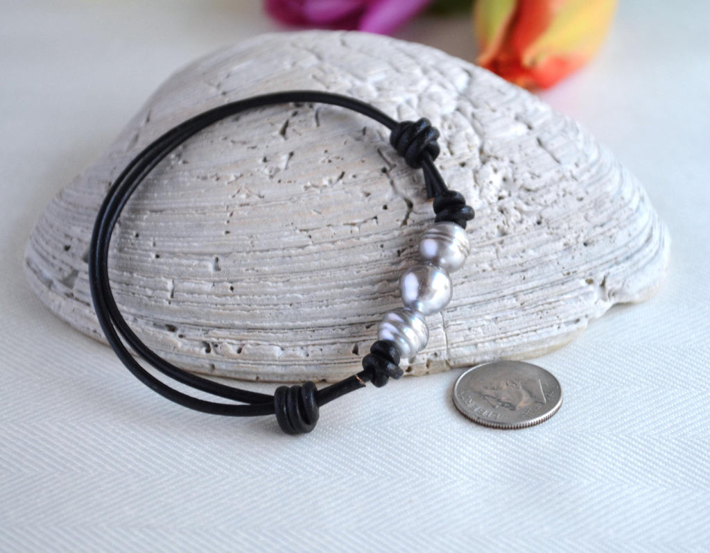 Tahitian Pearl Bracelet: Three Silver Pearls on Black Leather, Adjustable