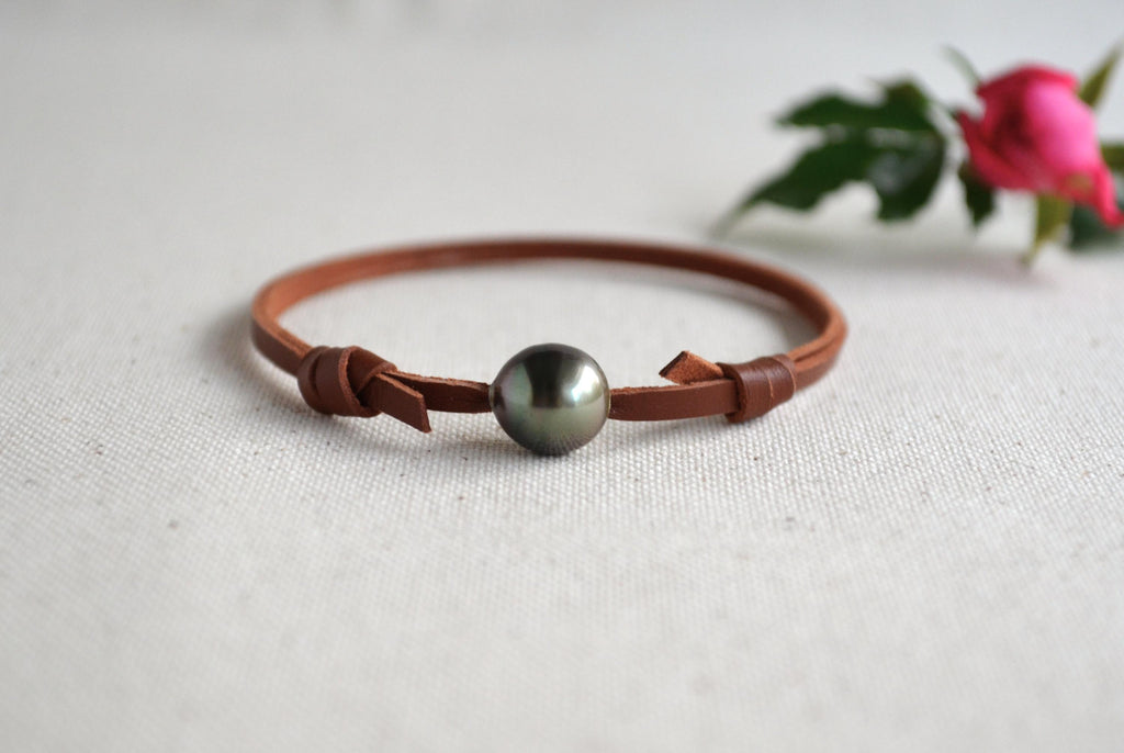 Adjustable Tahitian Pearl Bracelet: Australian Brown Leather Jewelry