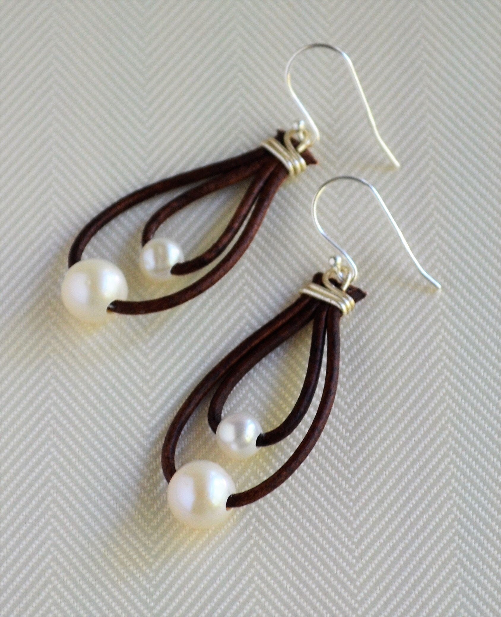 Freshwater Pearl Leather Earrings: Sterling Silver Hooks