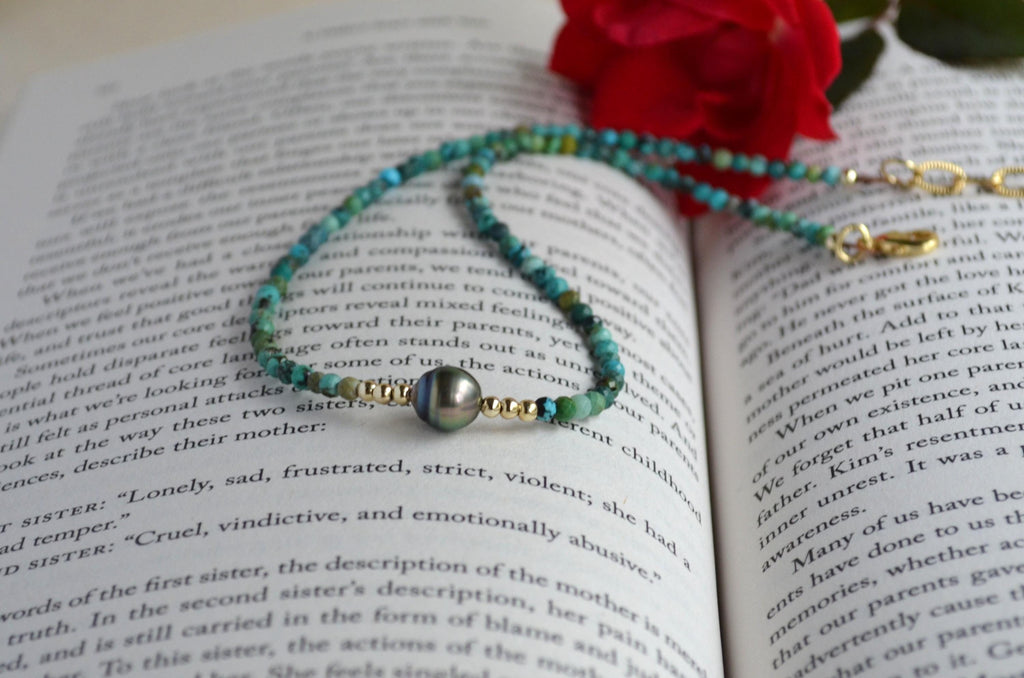 Tahitian Pearl Short Necklace, Turquoise Beaded Collar, Minimal Gold Filled Necklace, Everyday Elegant Jewelry