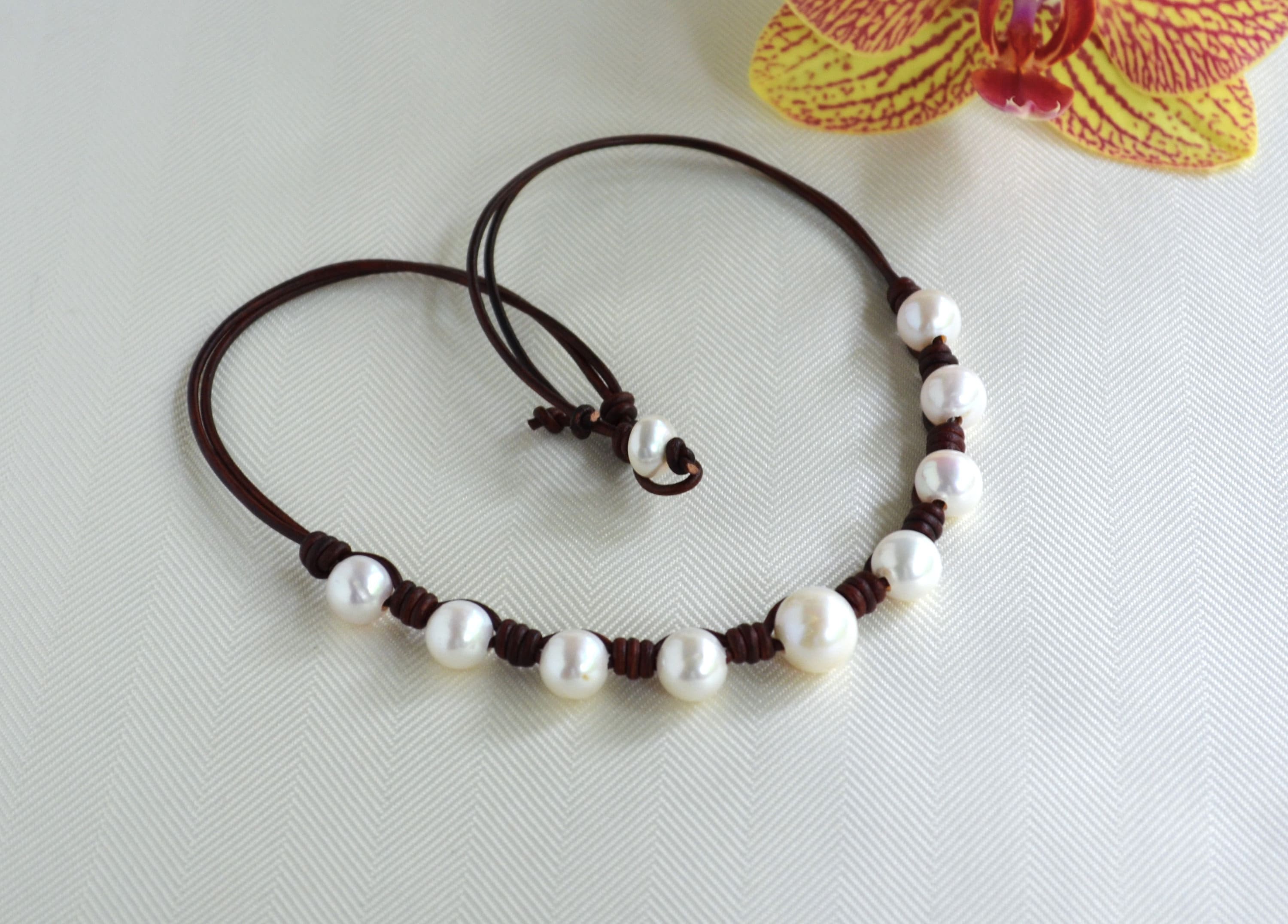 Knotted Pearl Leather Necklace: Boho Freshwater Pearl Jewelry Gift for Her