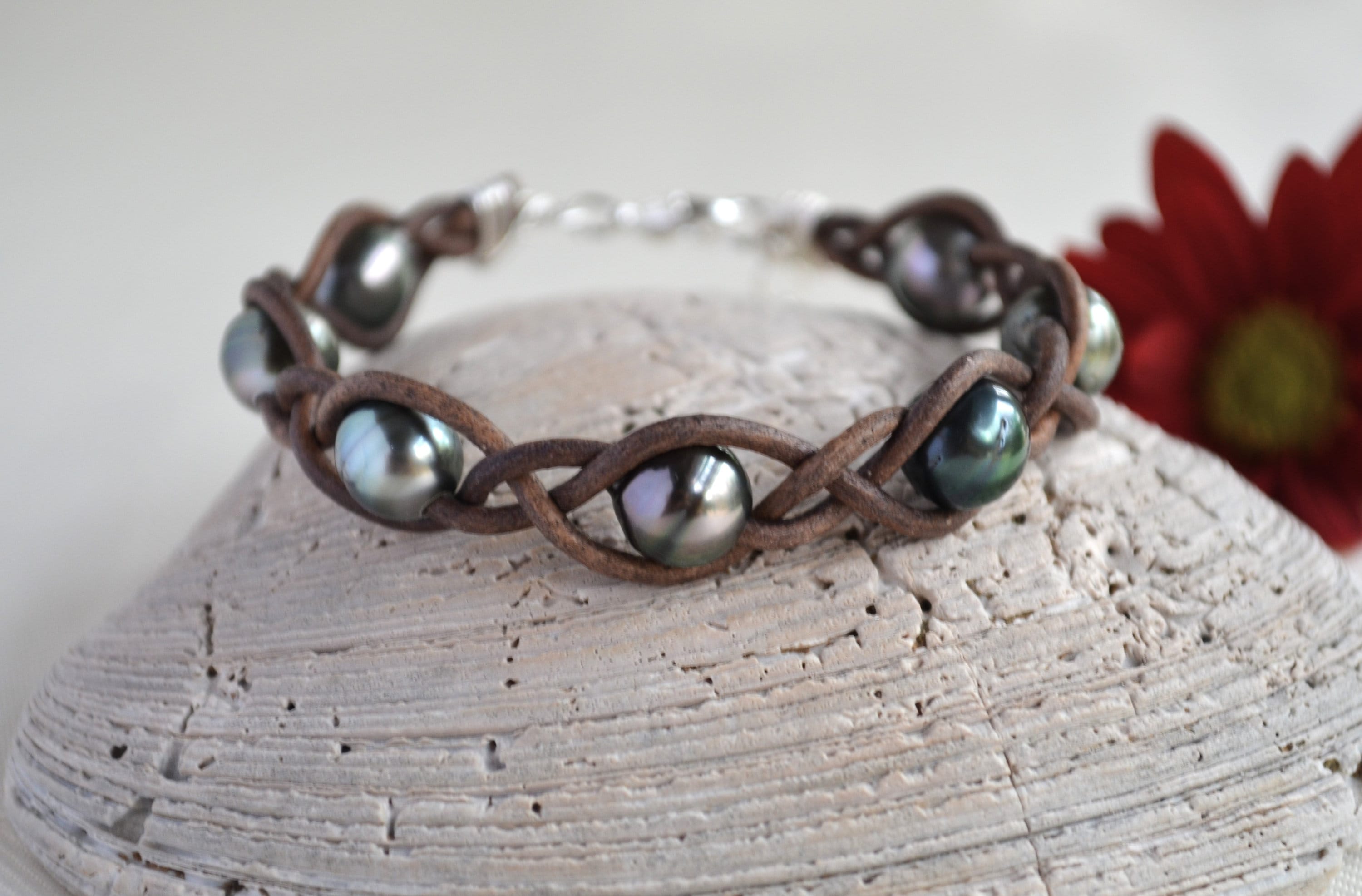 Tahitian Pearl Bracelet: Seven Dark Pearls on Brown Leather