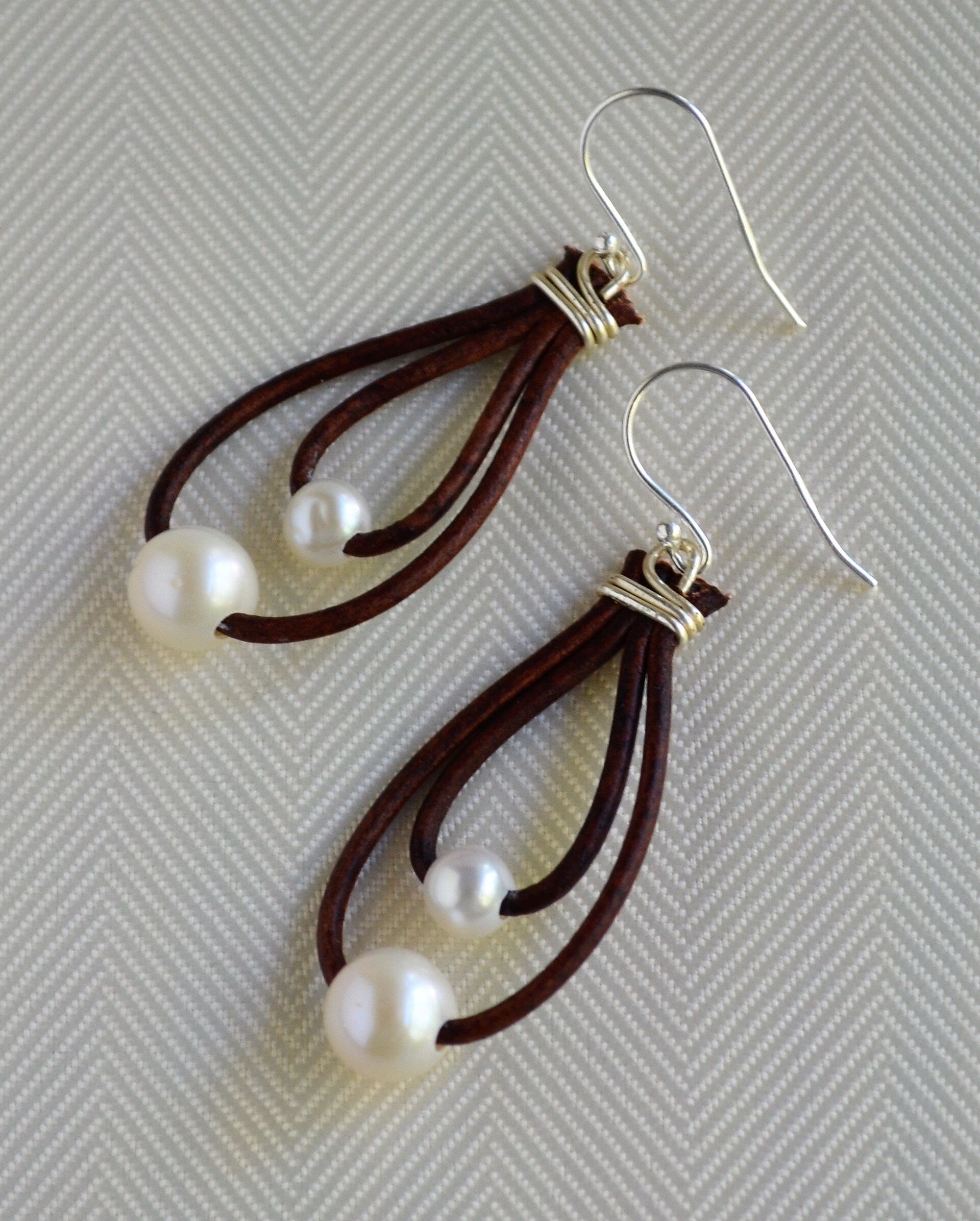Freshwater Pearl Leather Earrings: Sterling Silver Hooks
