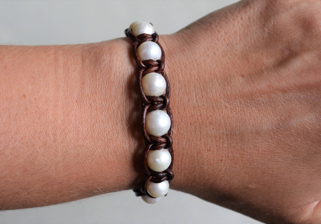 White Freshwater Pearl Leather Bracelet: Handmade Boho Chic Jewelry