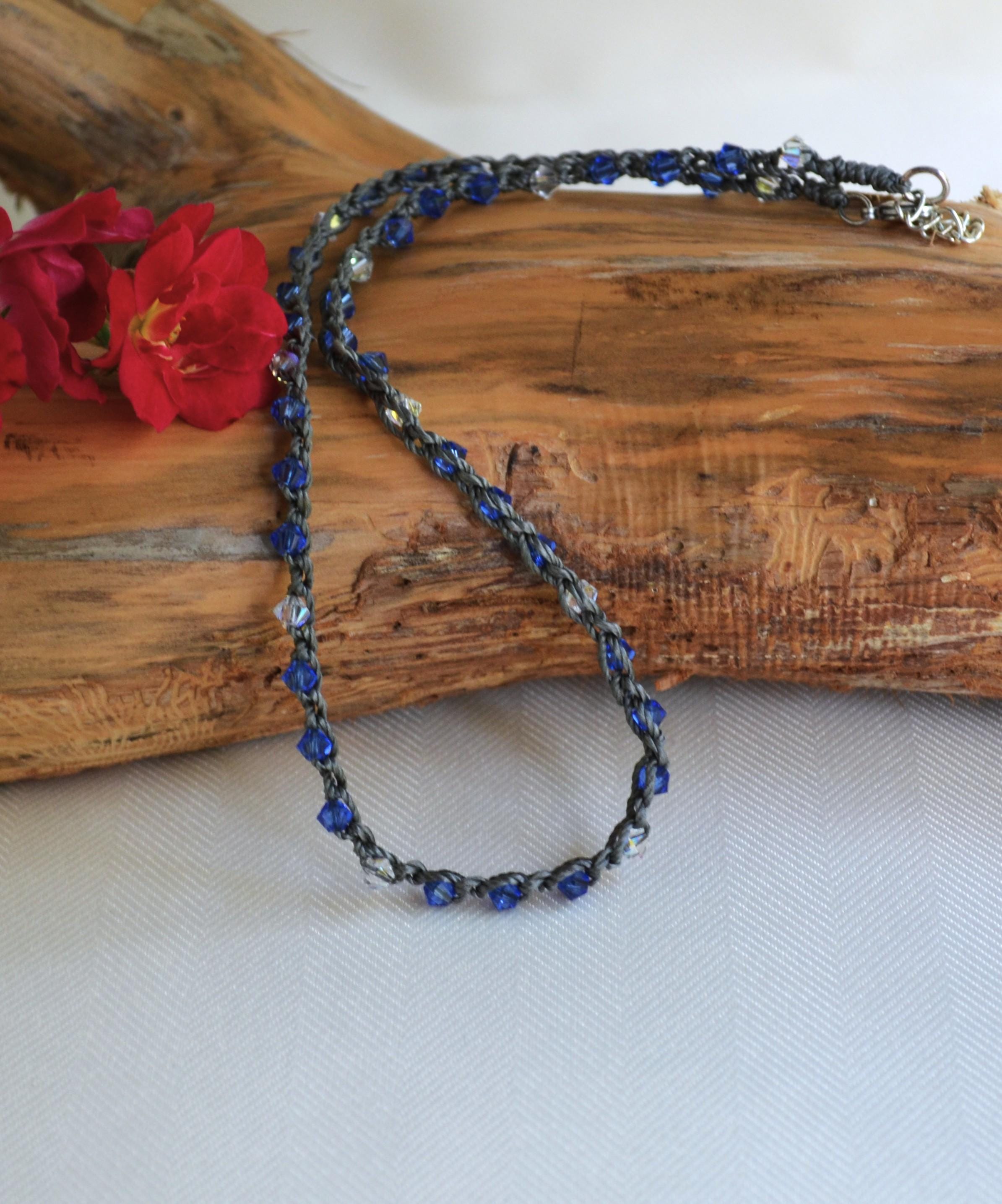 Blue Swarovski Crystal Choker: Elegant Beaded Necklace