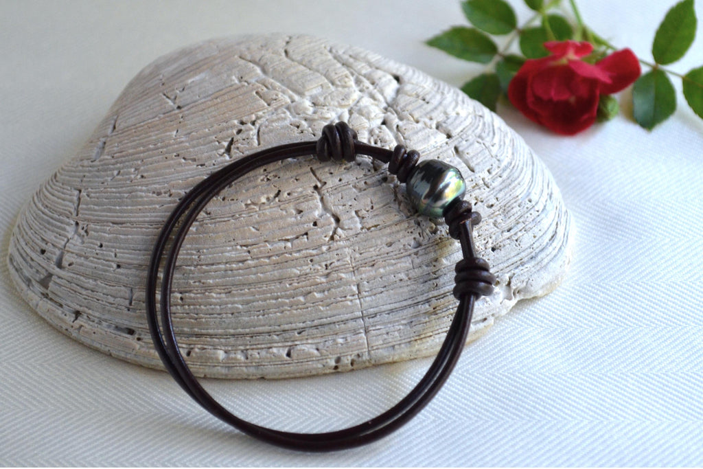 Tahitian Pearl Bracelet: Brown Greek Leather Adjustable Unisex Jewelry