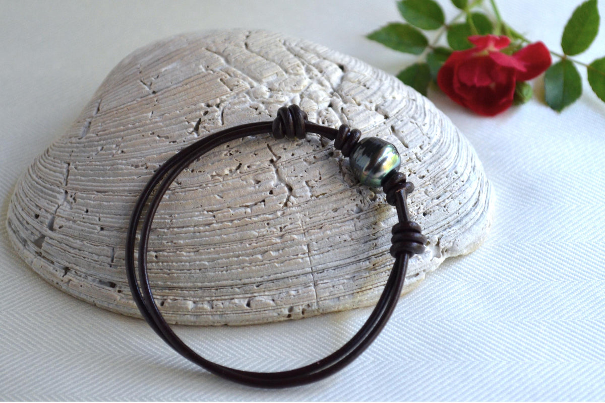 Tahitian Pearl Bracelet: Brown Greek Leather Adjustable Unisex Jewelry
