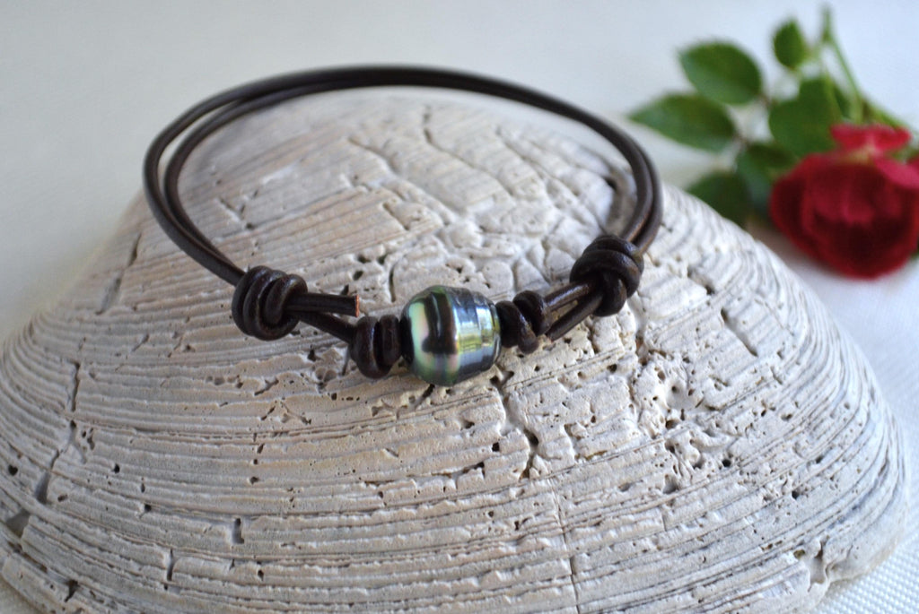 Tahitian Pearl Bracelet: Brown Greek Leather Adjustable Unisex Jewelry