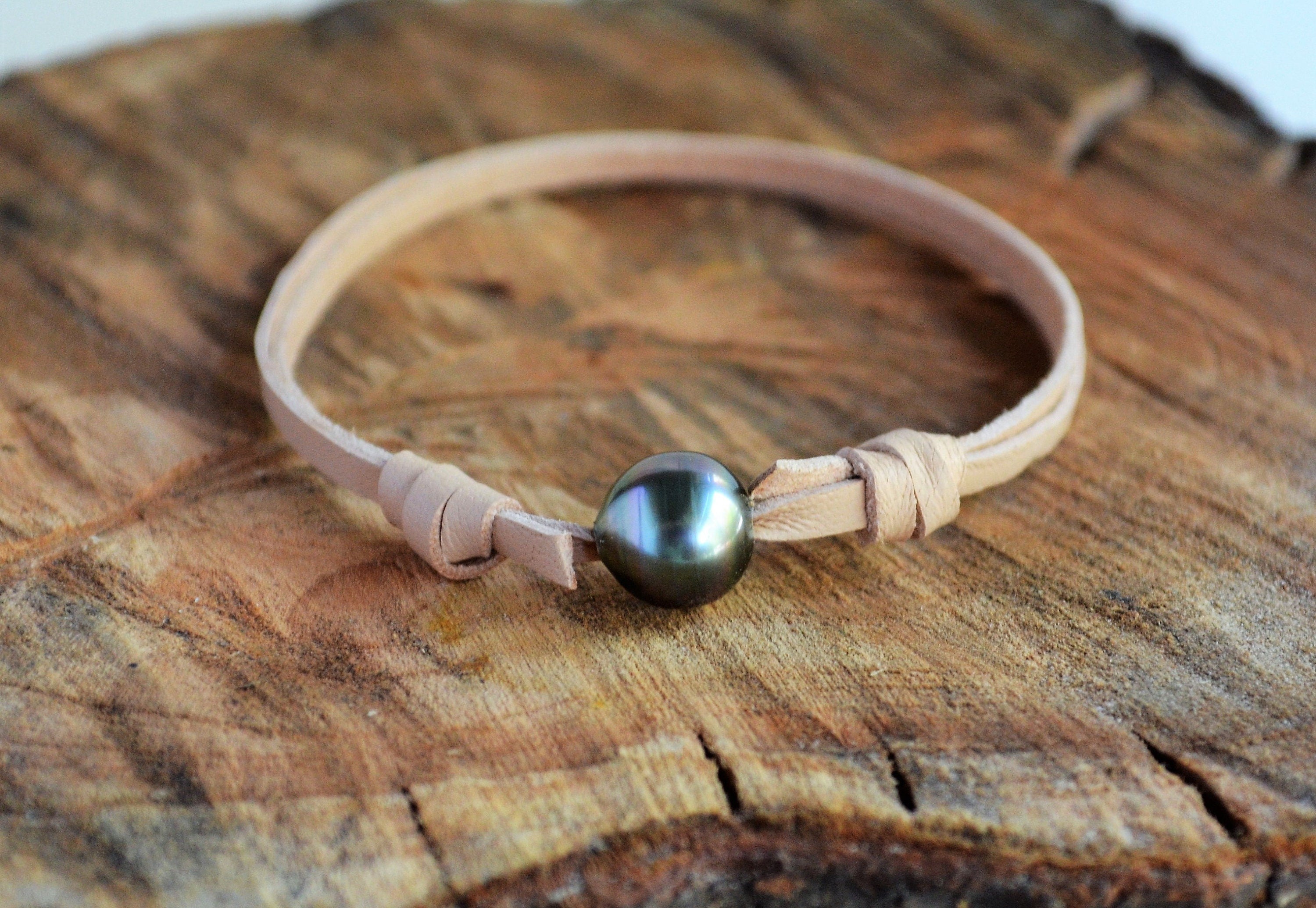 Tahitian Pearl Leather Bracelet: Unisex Boho Adjustable Bracelet