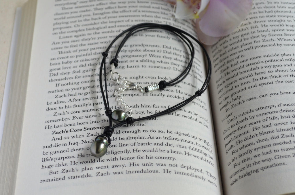 Genuine Tahitian Pearl Leather Necklace: Modern Minimalist Pendant Jewelry