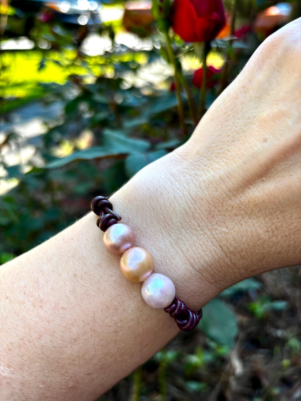 Triple Edison Pearl Leather Bracelet, Adjustable Greek Leather Cord, 11–12mm Real Freshwater Pearls, Multi Tone Minimalist Jewelry Gift