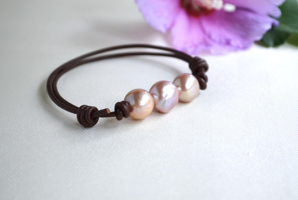Triple Edison Pearl Leather Bracelet, Adjustable Greek Leather Cord, 11–12mm Real Freshwater Pearls, Multi Tone Minimalist Jewelry Gift