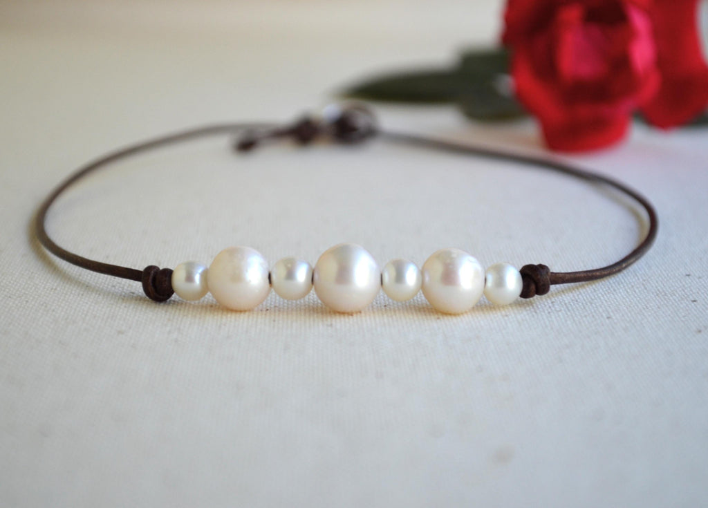 Pearls on Leather Necklace/Choker for Women, White Freshwater Pearls, Boho Chic
