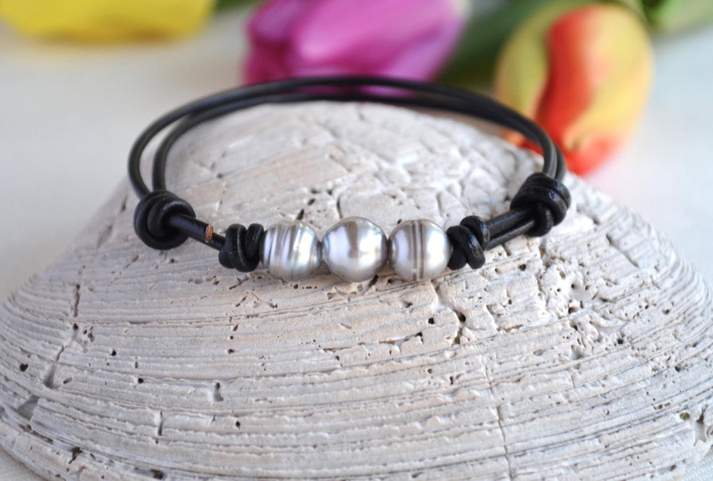 Tahitian Pearl Bracelet: Three Silver Pearls on Black Leather, Adjustable