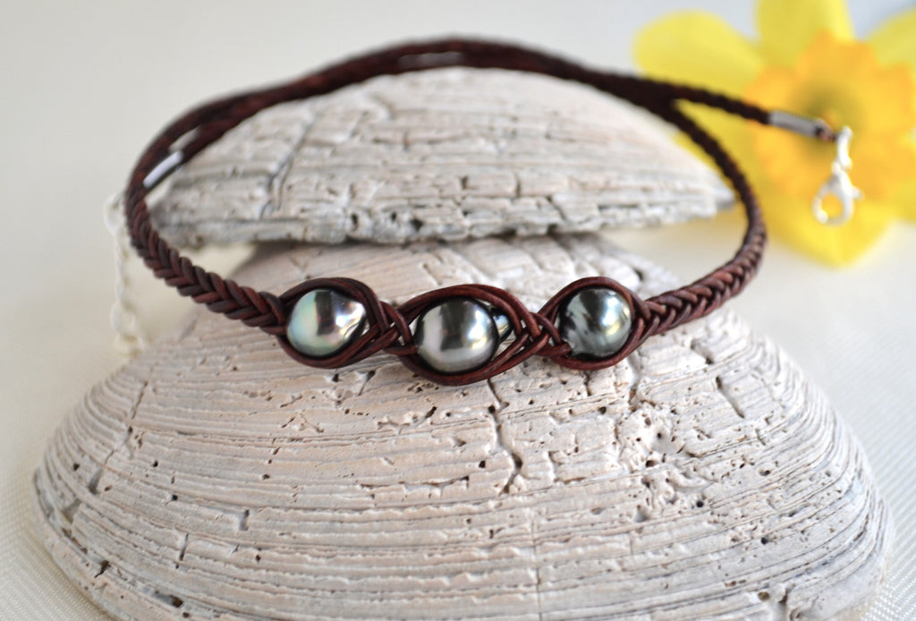 Three Tahitian Pearl Necklace: Braided Leather, Elegant Jewelry