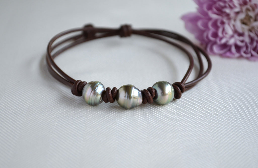 Tahitian Pearl Choker: Three Pearl Brown Leather Necklace