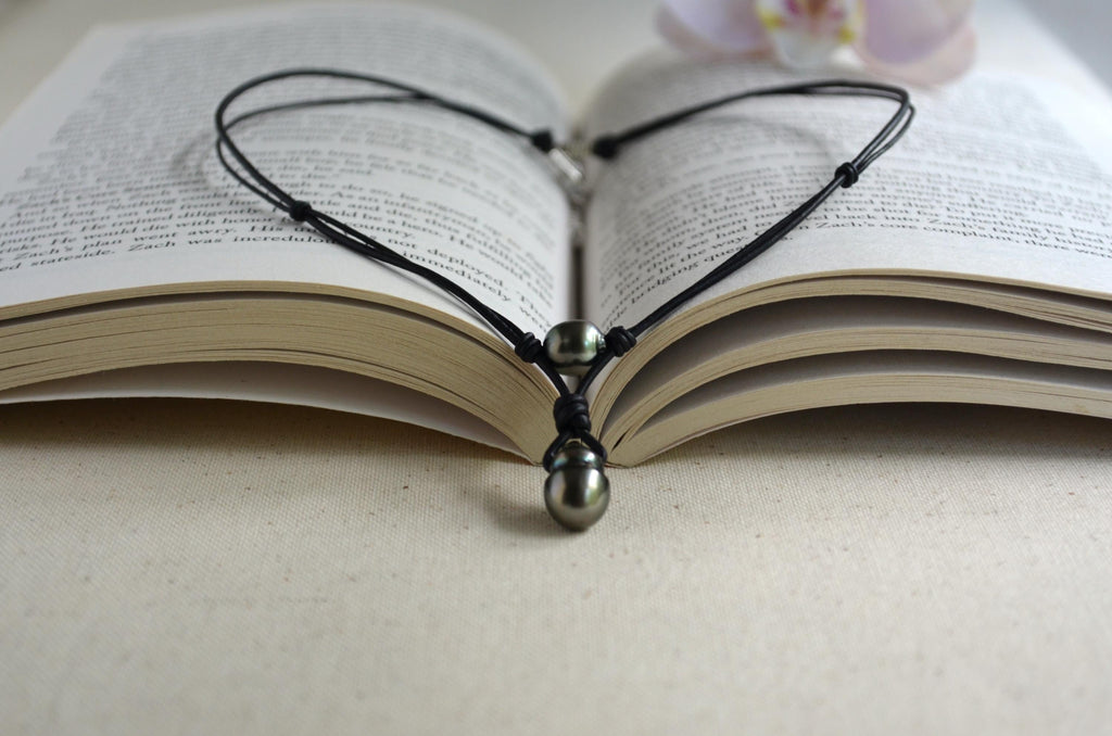 Genuine Tahitian Pearl Leather Necklace: Modern Minimalist Pendant Jewelry