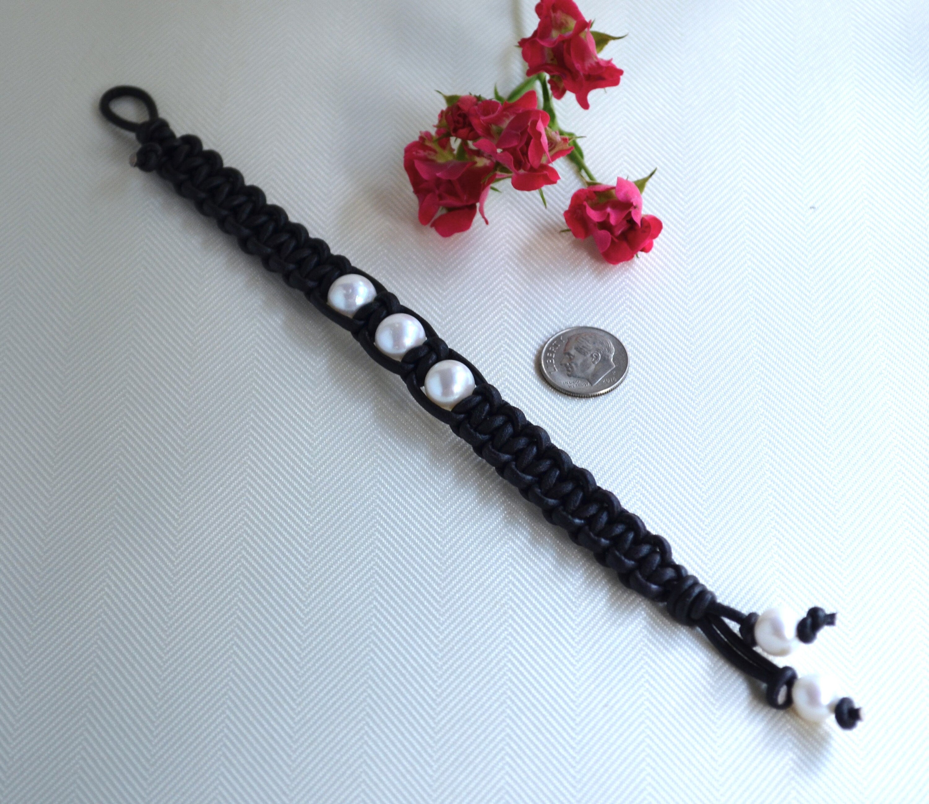 Freshwater Pearl Leather Bracelet: Three White Pearls, Bohemian Jewelry