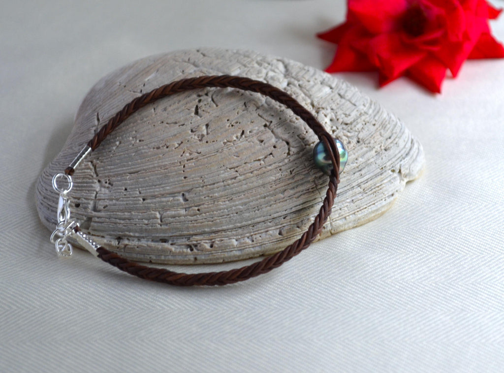 Tahitian Pearl Braided Leather Bracelet: Elegant Unisex Jewelry