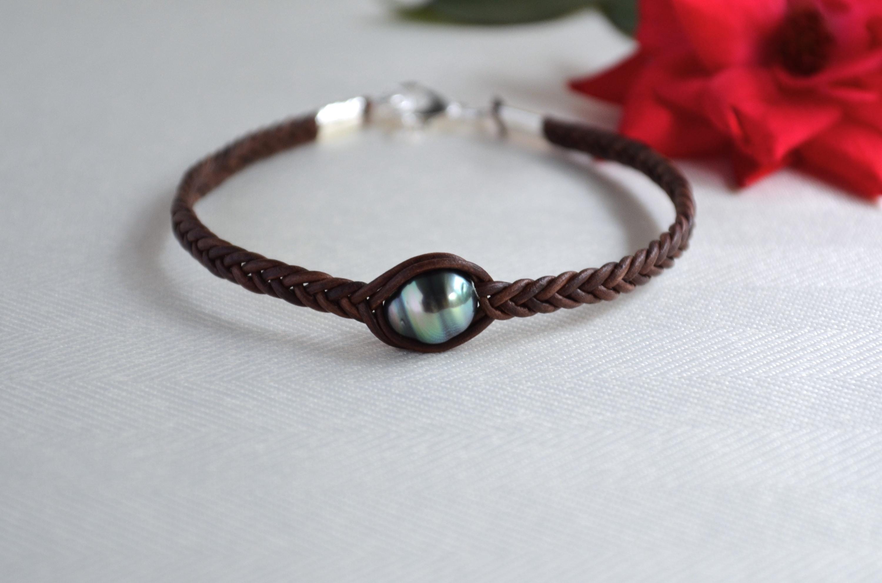 Tahitian Pearl Braided Leather Bracelet: Elegant Unisex Jewelry