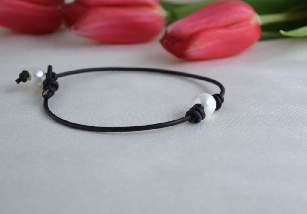 Freshwater Pearl Leather Anklet: Minimalist Boho Ankle Bracelet