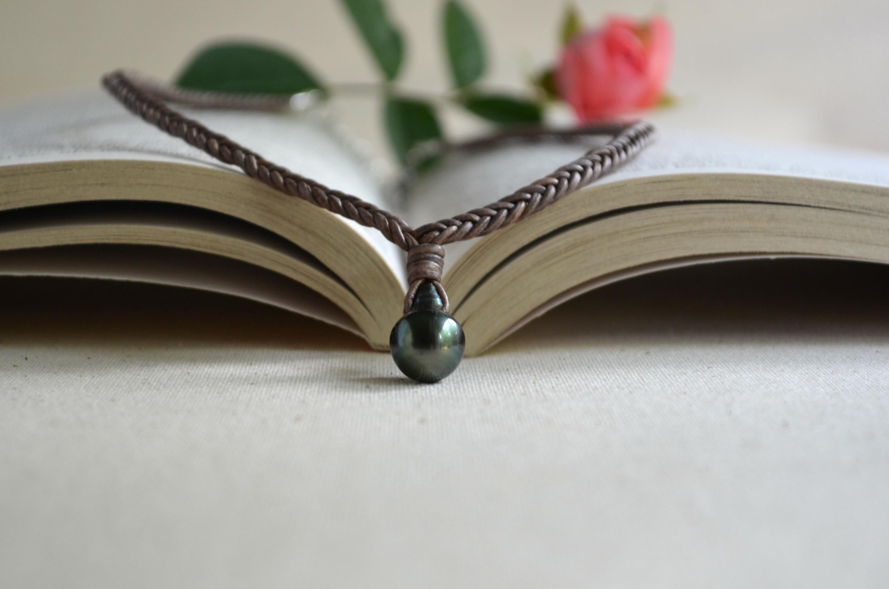Tahitian Pearl Necklace: Handmade Braided Leather Jewelry