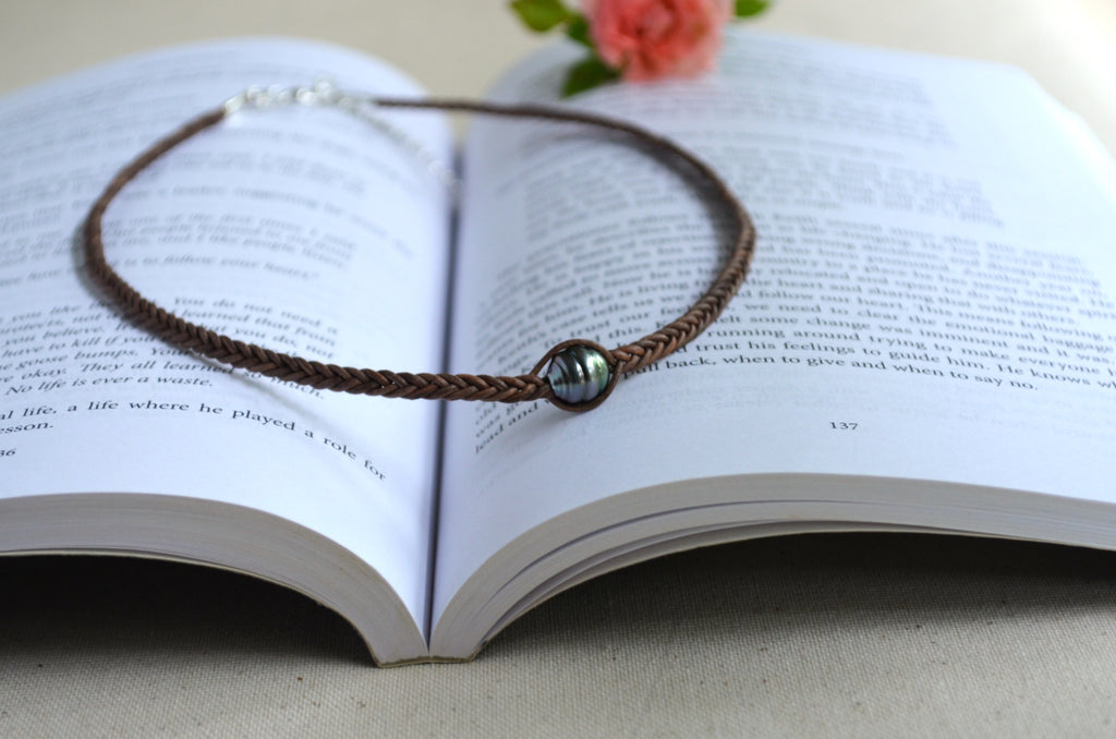 Tahitian Pearl Hand-Braided Leather Choker – 9.7mm Brown-Grey Necklace