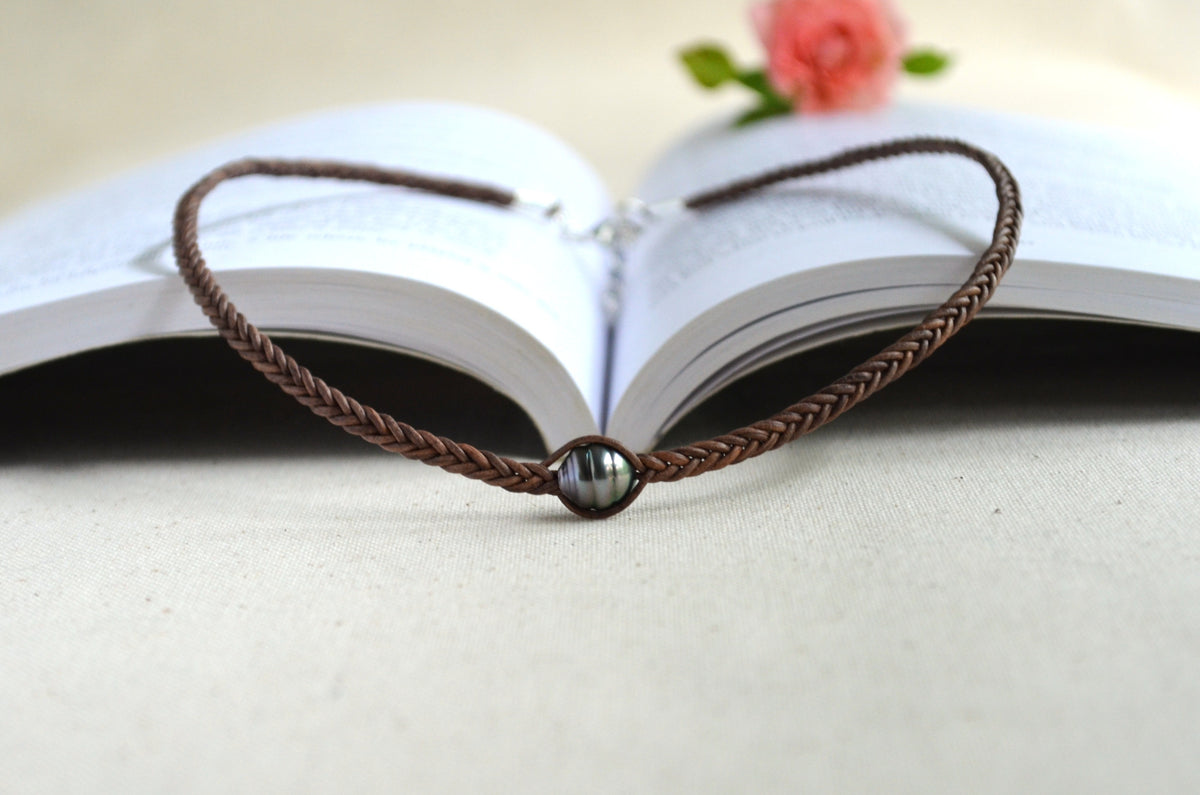 Tahitian Pearl Hand-Braided Leather Choker – 9.7mm Brown-Grey Necklace