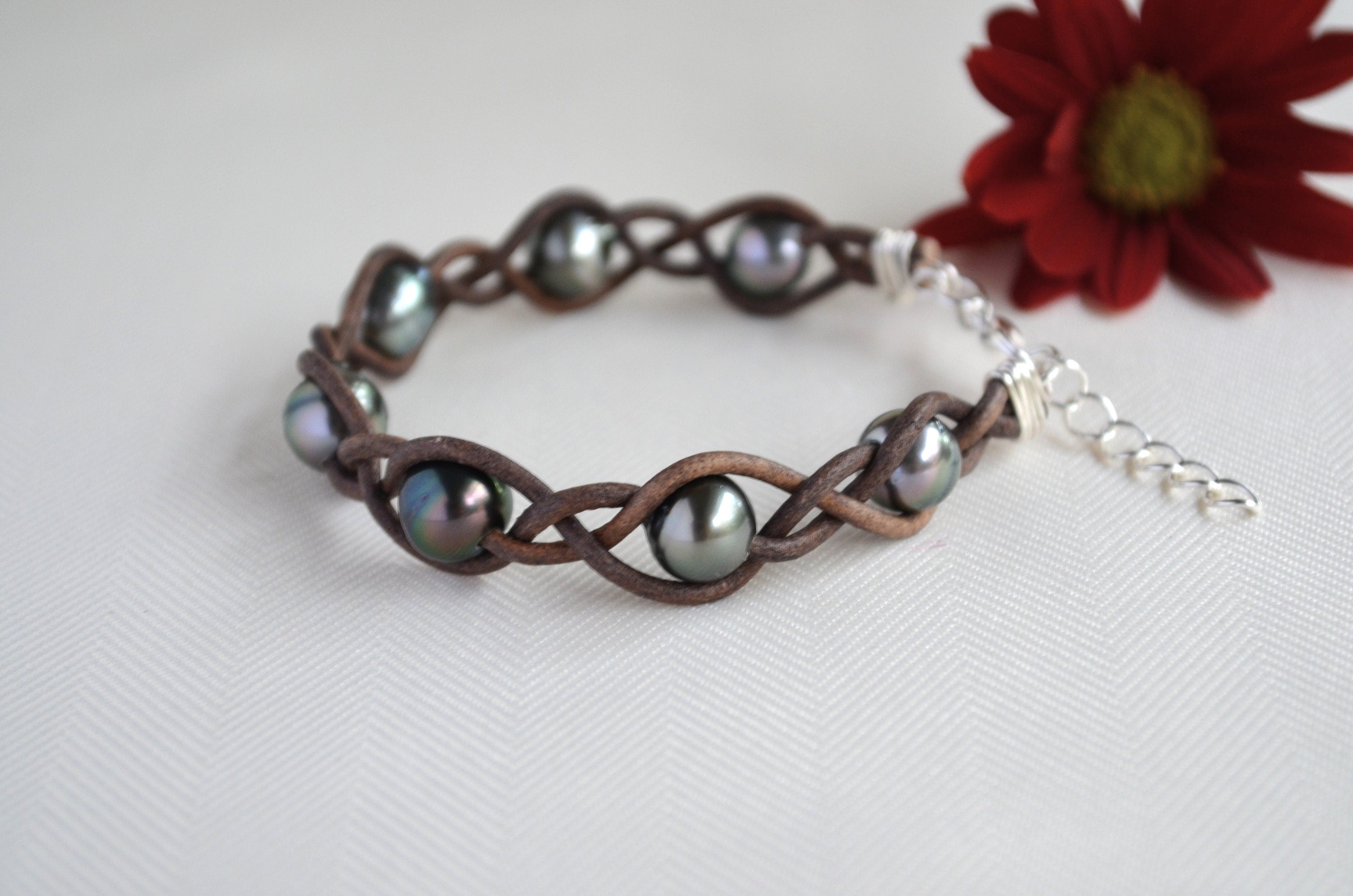 Tahitian Pearl Bracelet: Seven Dark Pearls on Brown Leather