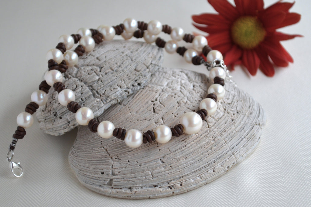 Knotted Pearl Leather Necklace: Freshwater Pearls, Boho Jewelry